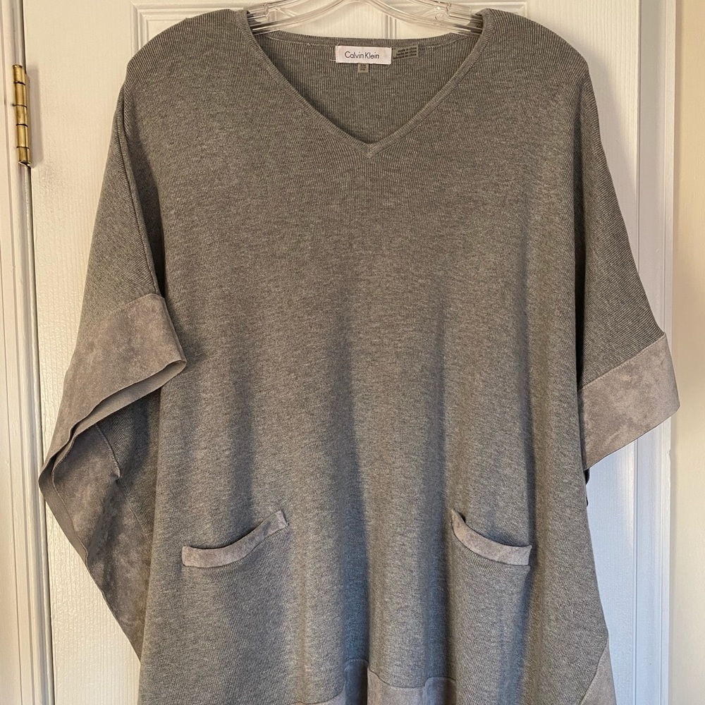 LIKE NEW Calvin Klein Poncho